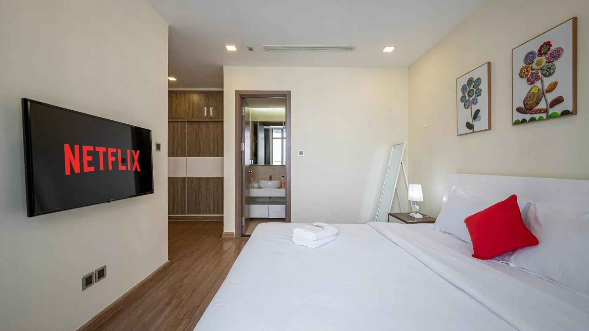 Vinhomes Central Park - Td Apartment Luxury Ho Chi Minh City